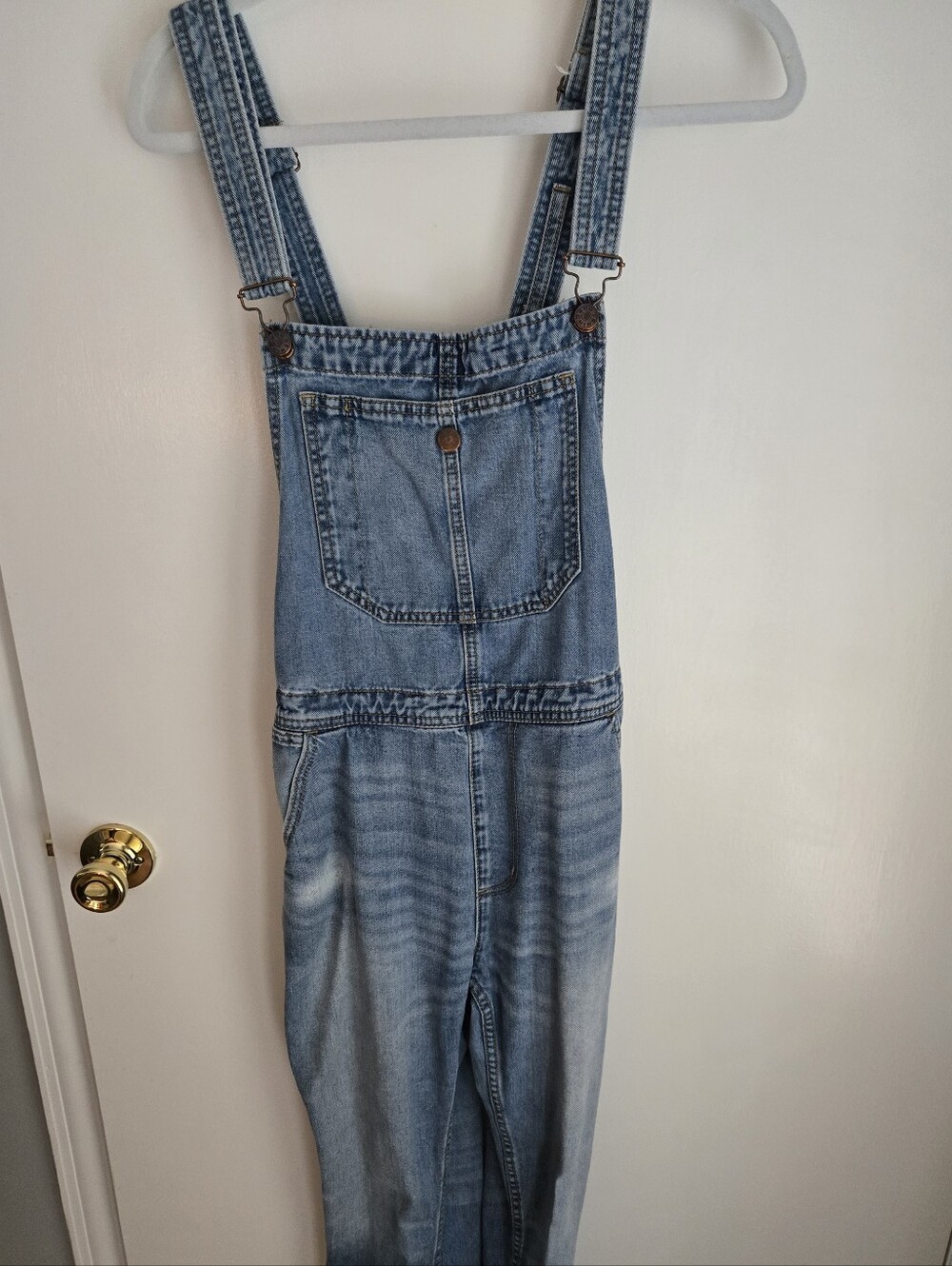 BDG Light Wash Denim Jeans in Blue - Picture 2 of 2